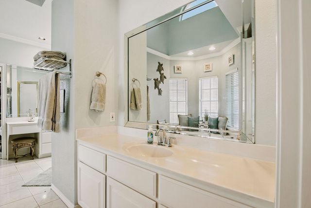 4318 Spring Creek Dr, Corpus Christi, TX 78410