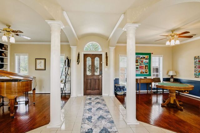 4318 Spring Creek Dr, Corpus Christi, TX 78410