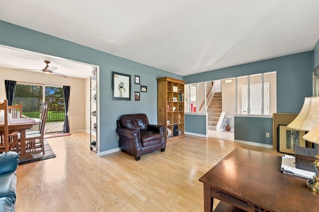 3423 Burwood Lane Lane, Oak Park, MI 48357
