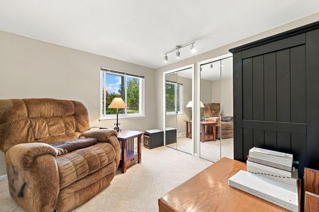 3423 Burwood Lane Lane, Oak Park, MI 48357