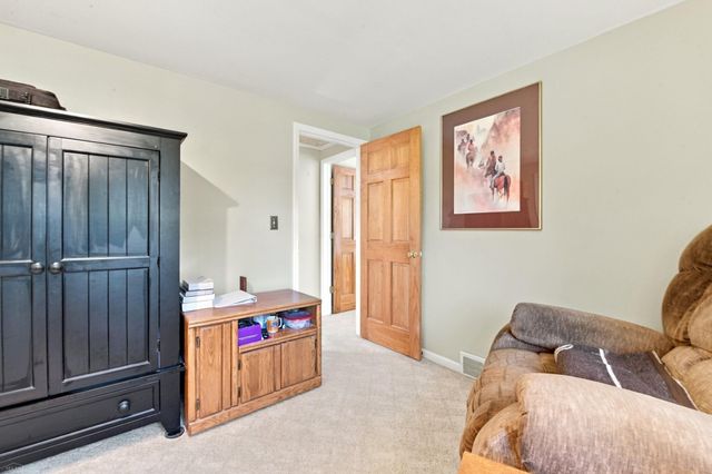 3423 Burwood Lane Lane, Oak Park, MI 48357
