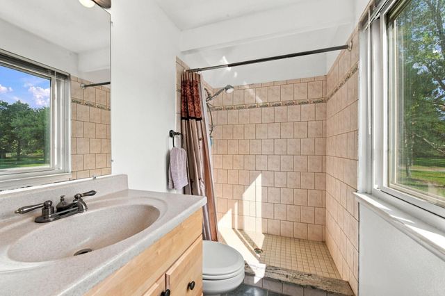 3423 Burwood Lane Lane, Oak Park, MI 48357