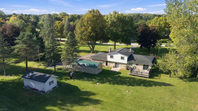3423 Burwood Lane Lane, Oak Park, MI 48357