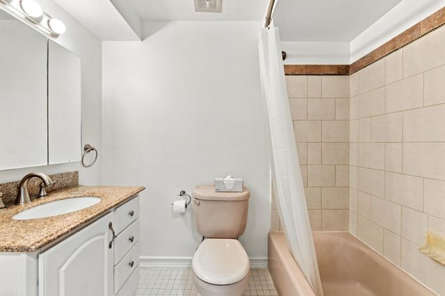 3423 Burwood Lane Lane, Oak Park, MI 48357