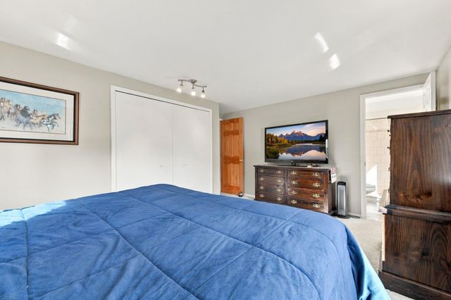 3423 Burwood Lane Lane, Oak Park, MI 48357