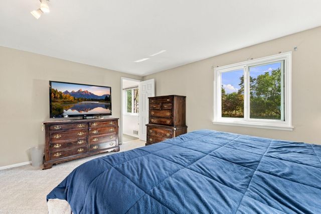 3423 Burwood Lane Lane, Oak Park, MI 48357