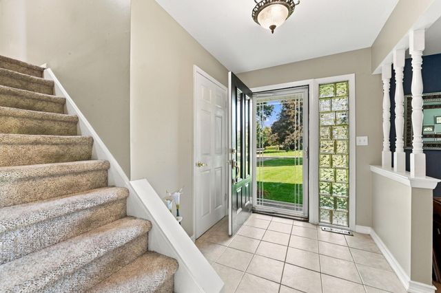 3423 Burwood Lane Lane, Oak Park, MI 48357