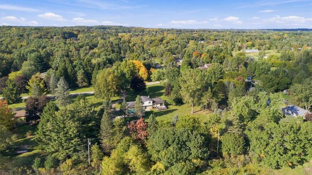 3423 Burwood Lane Lane, Oak Park, MI 48357