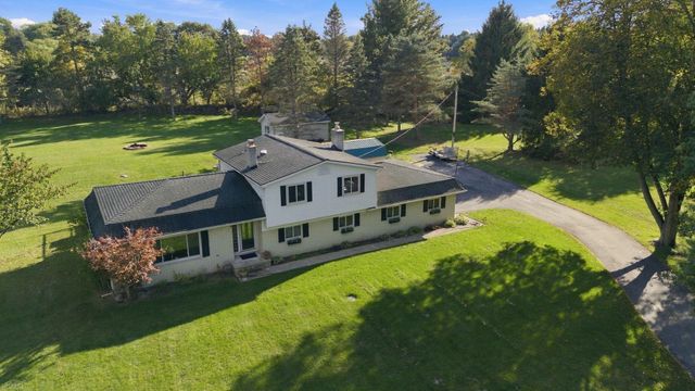 3423 Burwood Lane Lane, Oak Park, MI 48357