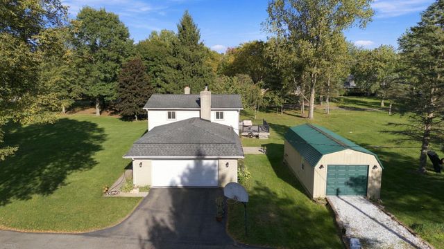 3423 Burwood Lane Lane, Oak Park, MI 48357