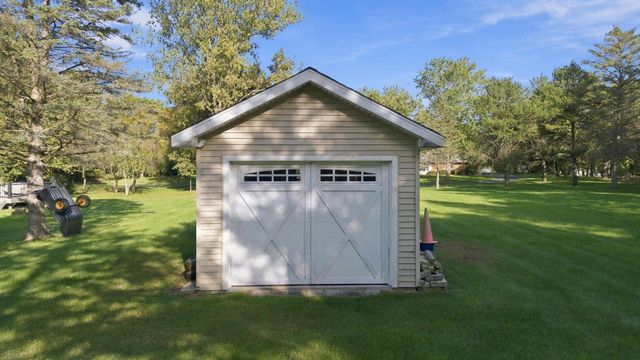 3423 Burwood Lane Lane, Oak Park, MI 48357