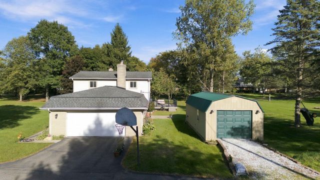 3423 Burwood Lane Lane, Oak Park, MI 48357