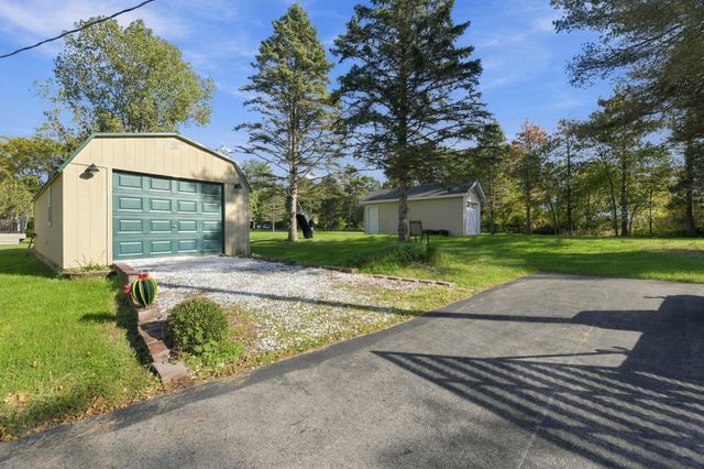 3423 Burwood Lane Lane, Oak Park, MI 48357