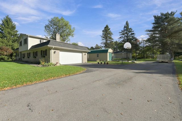 3423 Burwood Lane Lane, Oak Park, MI 48357