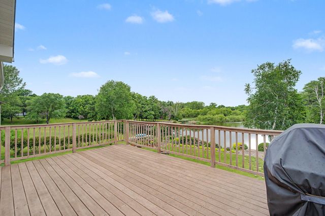 18674 Queen Circle NW, Elk River, MN 55330