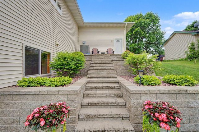 18674 Queen Circle NW, Elk River, MN 55330