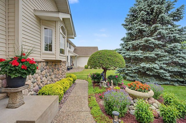 18674 Queen Circle NW, Elk River, MN 55330