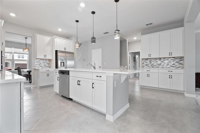 693 BIG PINE AVENUE, Minneola, FL 34715