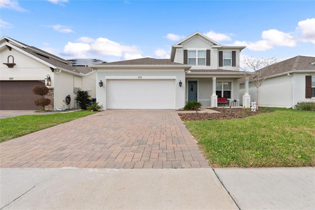 Image 3 of property listing at 693 BIG PINE AVENUE, Minneola, FL 34715