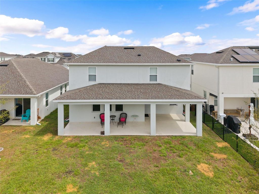 Image 39 of property listing at 693 BIG PINE AVENUE, Minneola, FL 34715