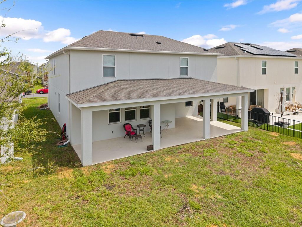Image 40 of property listing at 693 BIG PINE AVENUE, Minneola, FL 34715