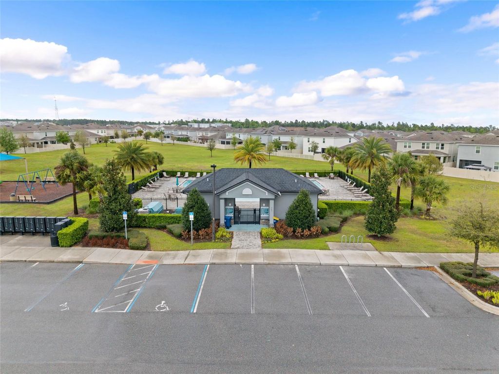 Image 47 of property listing at 693 BIG PINE AVENUE, Minneola, FL 34715