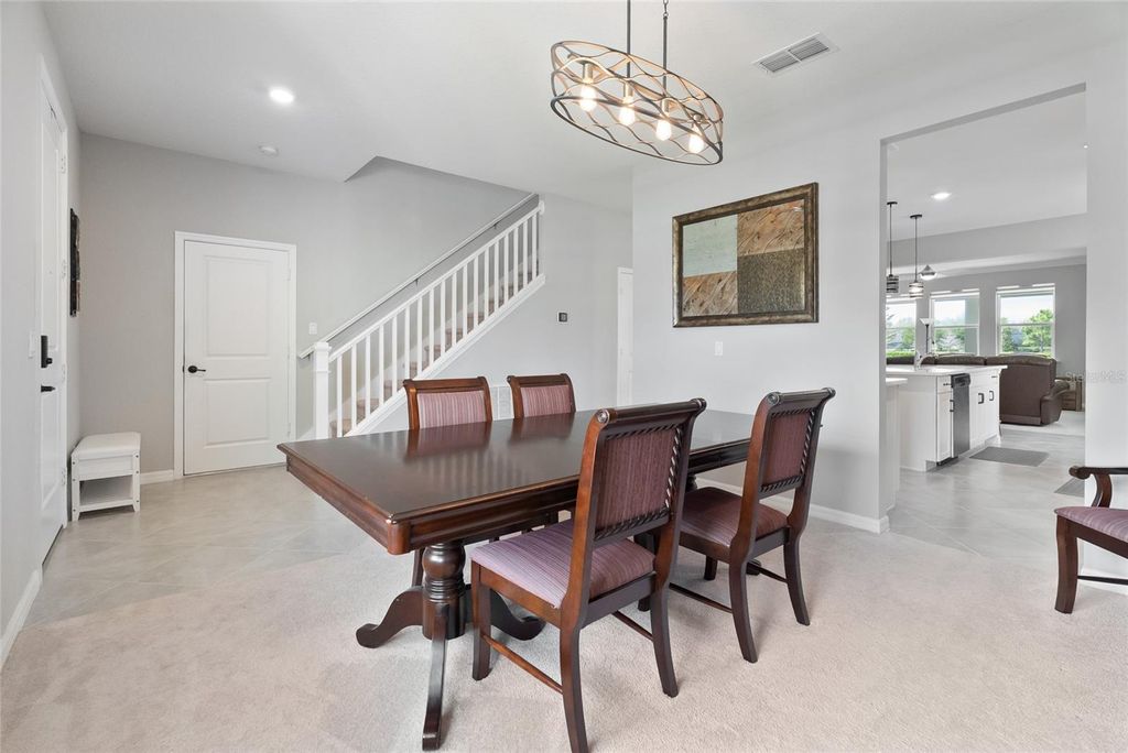 Image 6 of property listing at 693 BIG PINE AVENUE, Minneola, FL 34715