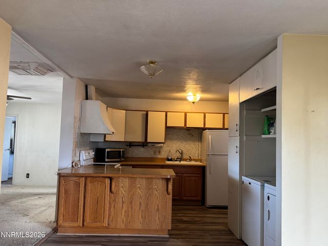 1233 Briggs Lane, Fallon, NV 89406