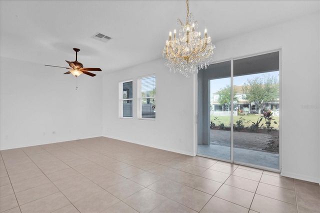 9084 SHEPTON STREET, Orlando, FL 32825