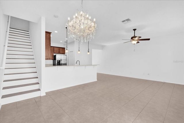 9084 SHEPTON STREET, Orlando, FL 32825