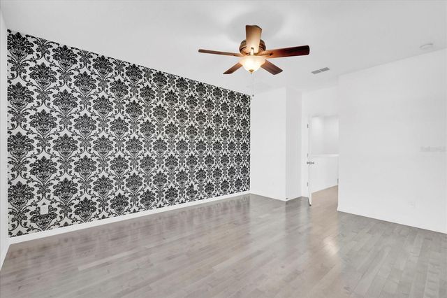 9084 SHEPTON STREET, Orlando, FL 32825