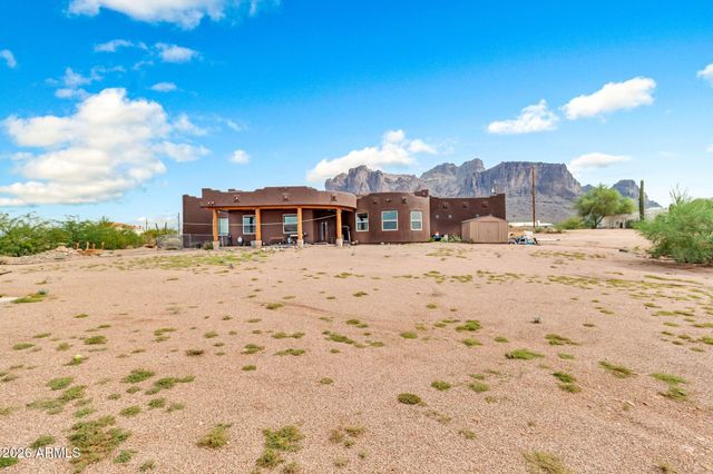 3528 N VAL VISTA Road, Apache Junction, AZ 85119