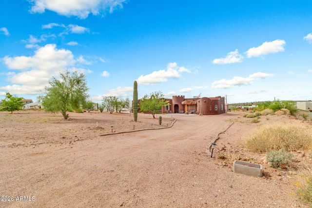 3528 N VAL VISTA Road, Apache Junction, AZ 85119