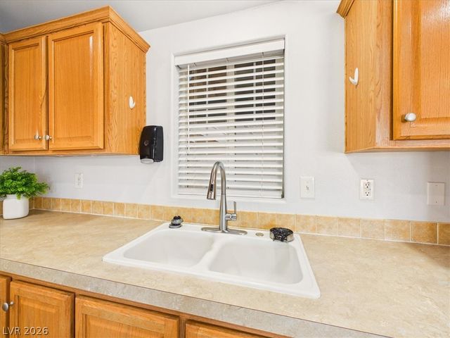 2630 West Retread Road, Pahrump, NV 89048