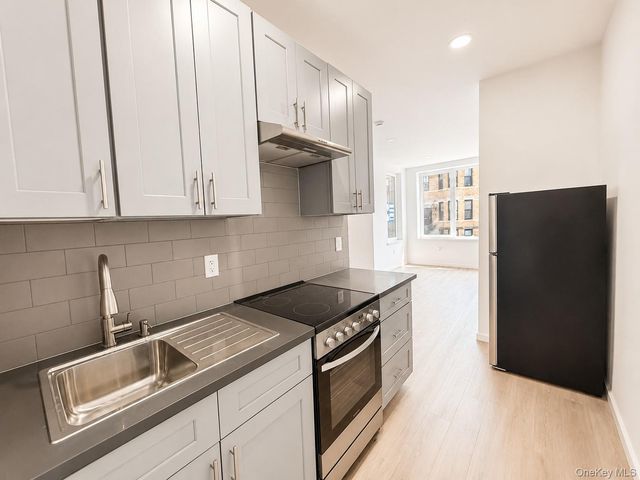 6946 64th Street 1F, Ridgewood, NY 11385