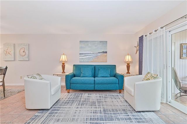 5445 Peppertree DR # 9, Fort Myers, FL 33908