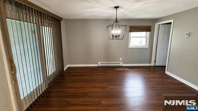 70 Hahn Avenue, Rochelle Park, NJ 07662