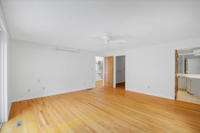 6 Heron Way, Mashpee, MA 02649