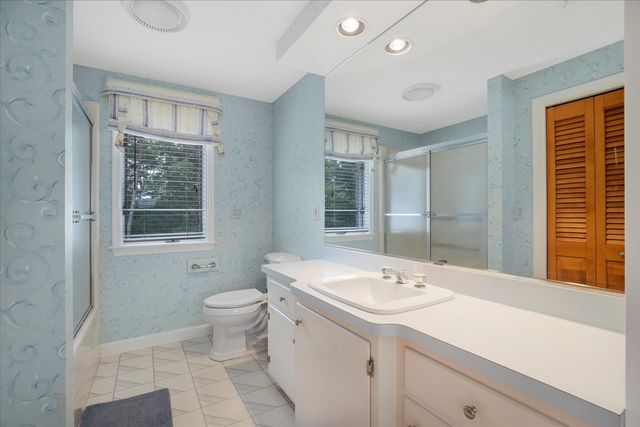 6 Heron Way, Mashpee, MA 02649