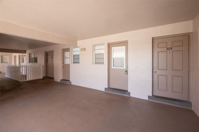 2471 SW 82nd Ave 309, Davie, FL 33324