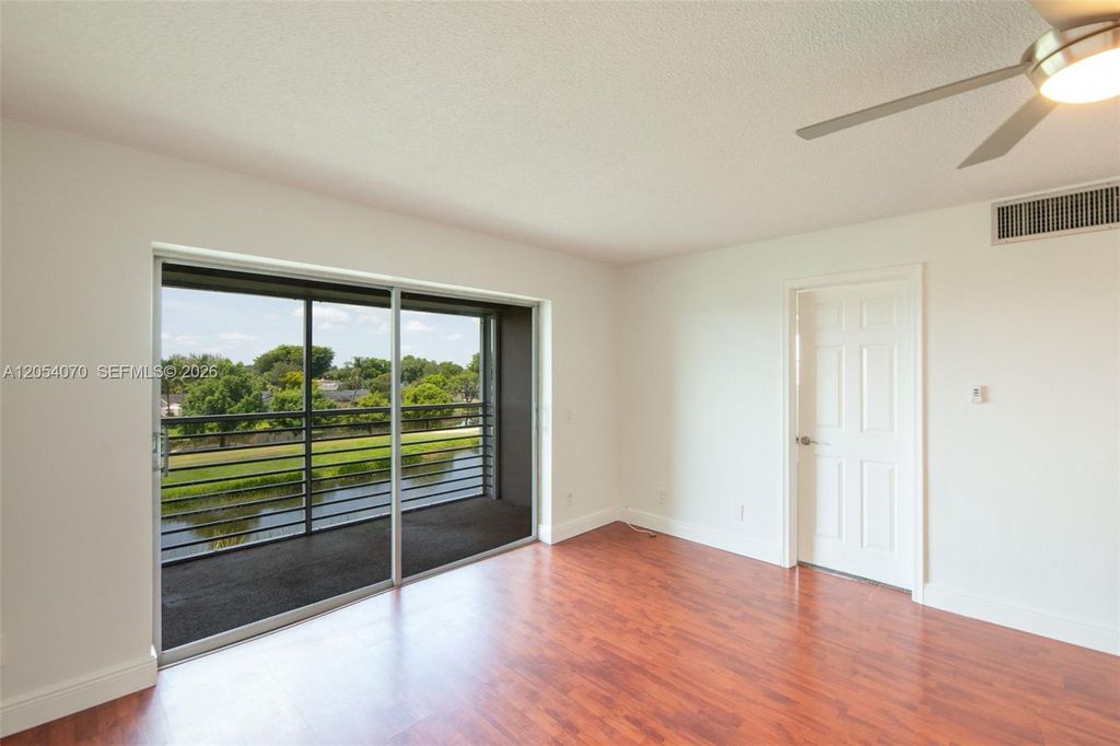 2471 SW 82nd Ave 309, Davie, FL 33324