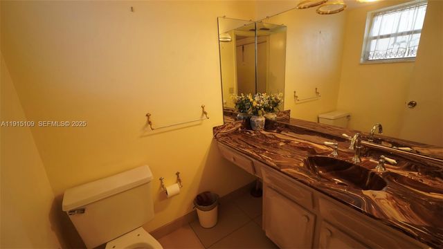3940 NW 42nd Avenue 215, Lauderdale Lakes, FL 33319