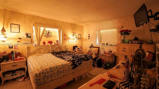 3940 NW 42nd Avenue 215, Lauderdale Lakes, FL 33319