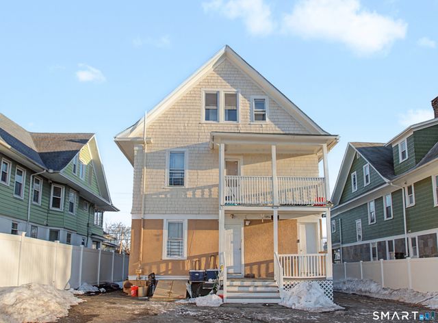 1872 North Avenue 2nd Floor, Bridgeport, CT 06604