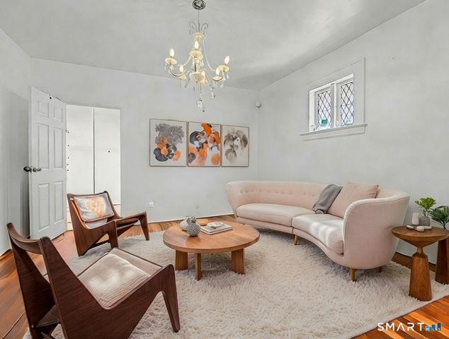 1872 North Avenue 2nd Floor, Bridgeport, CT 06604