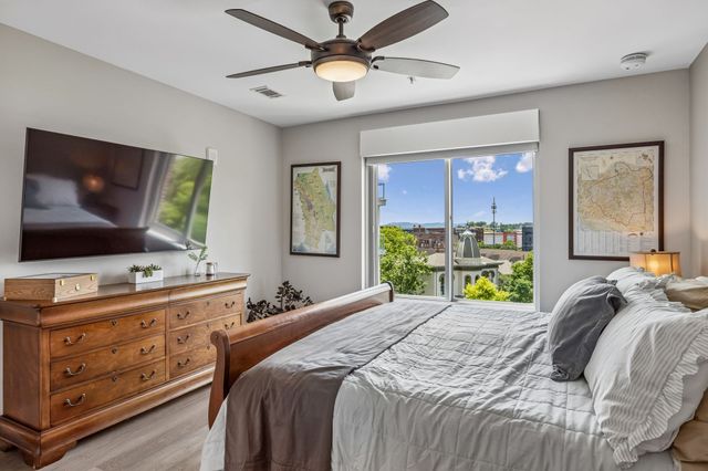 20 Rutledge St Apt 504, Nashville, TN 37210