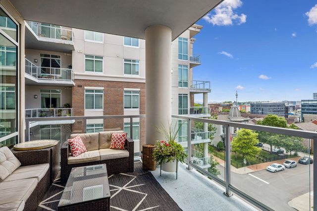 20 Rutledge St Apt 504, Nashville, TN 37210