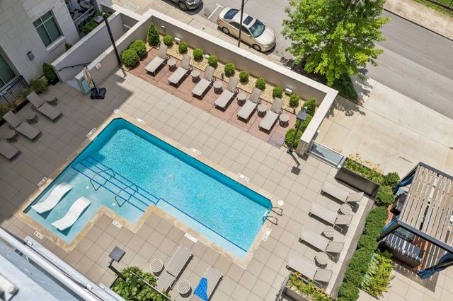 20 Rutledge St Apt 504, Nashville, TN 37210