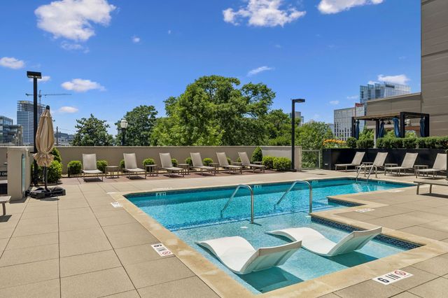 20 Rutledge St Apt 504, Nashville, TN 37210