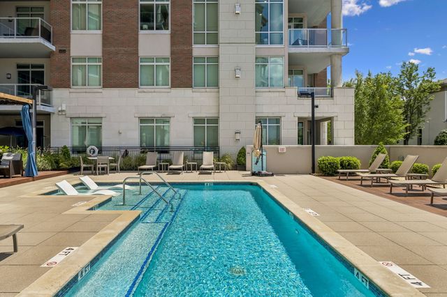 20 Rutledge St Apt 504, Nashville, TN 37210